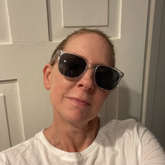 EUC Coach clear frame sunglasses with case - Picture 10 of 10